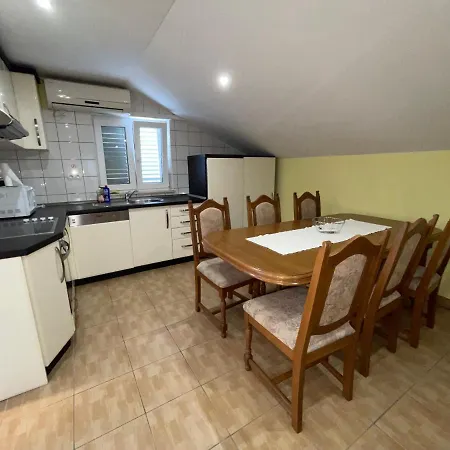Sun Apartment Seget Vranjica